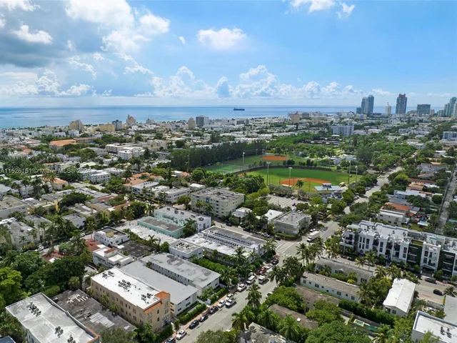 1525 Michigan Ave # 4, Miami Beach FL 33139