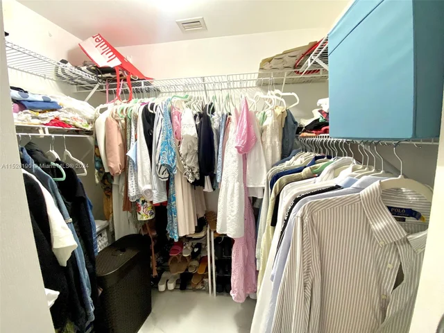 1155 Brickell Bay Dr # 2501, Miami FL 33131