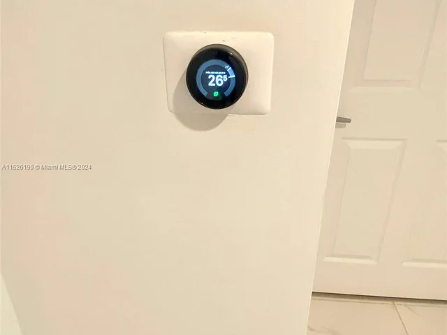 1155 Brickell Bay Dr # 2501, Miami FL 33131