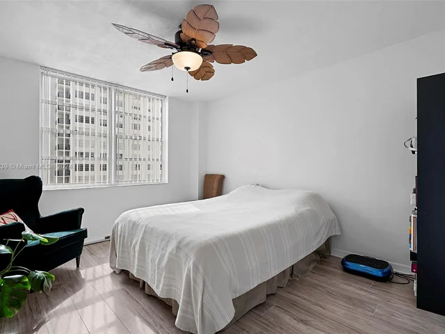 2780 NE 183rd St # 1906, Aventura FL 33160