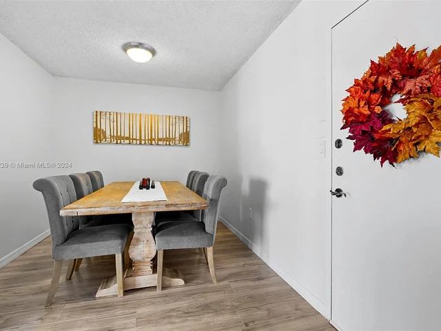 2780 NE 183rd St # 1906, Aventura FL 33160