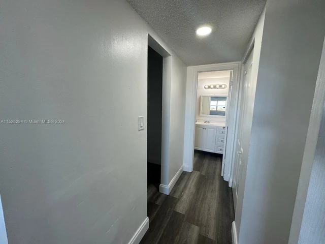 3700 NW 21st St # 409, Lauderdale Lakes FL 33311