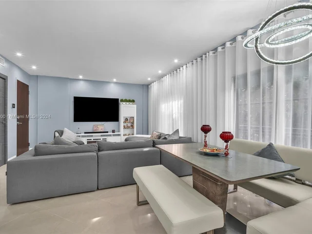 2401 N Ocean Blvd # 303, Fort Lauderdale FL 33305