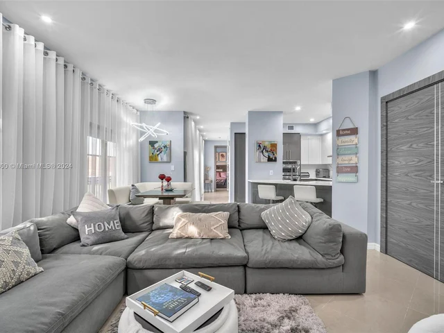 2401 N Ocean Blvd # 303, Fort Lauderdale FL 33305