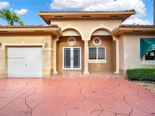 16022 SW 55th Ter, Miami FL 33185