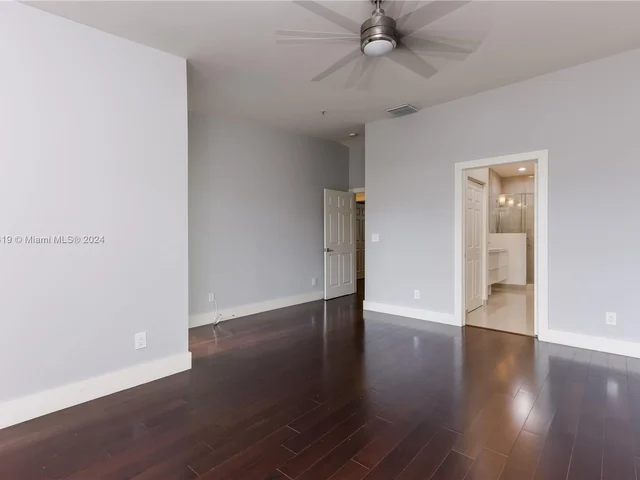 623 NE 8th Ave, Fort Lauderdale FL 33304