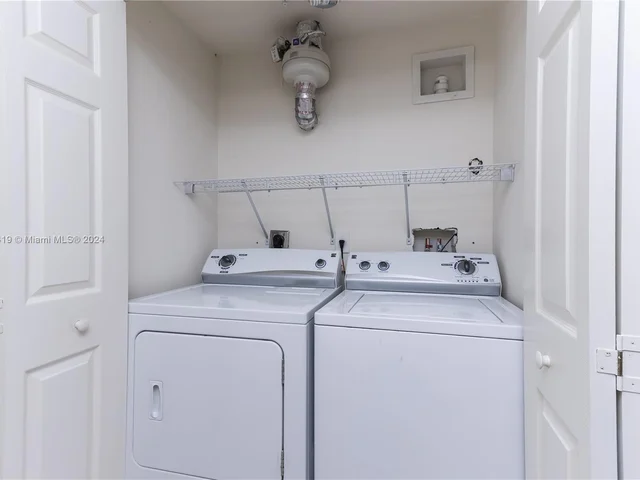 623 NE 8th Ave, Fort Lauderdale FL 33304