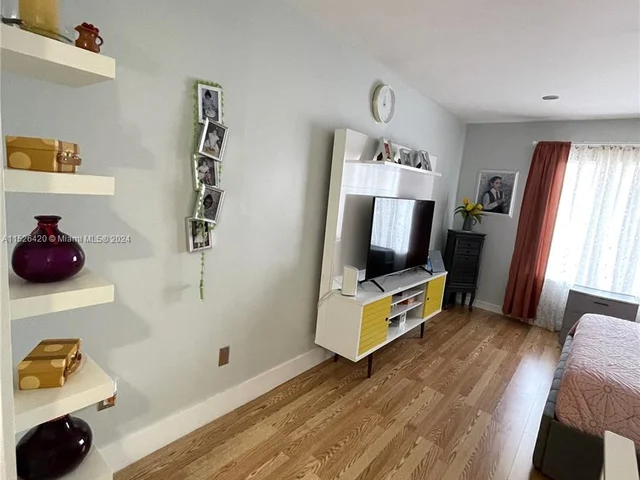 1744 NW 71st Ave # 117, Plantation FL 33313