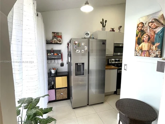 1744 NW 71st Ave # 117, Plantation FL 33313