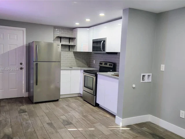 2489 SW 11th St # 2, Miami FL 33135