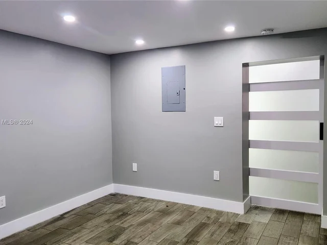 2489 SW 11th St # 2, Miami FL 33135