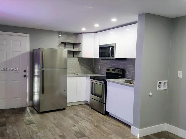 2489 SW 11th St # 2, Miami FL 33135