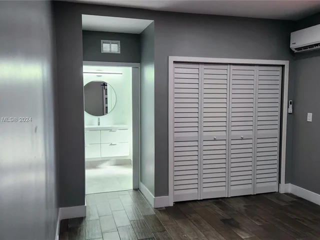 2489 SW 11th St # 2, Miami FL 33135