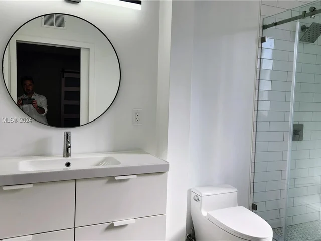 2489 SW 11th St # 2, Miami FL 33135