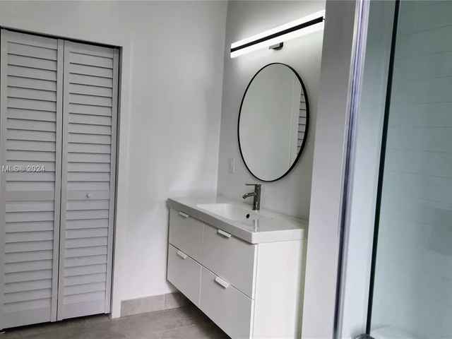 2489 SW 11th St # 2, Miami FL 33135