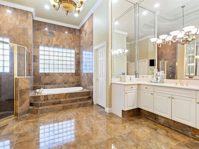 2491 Provence Cir, Weston FL 33327