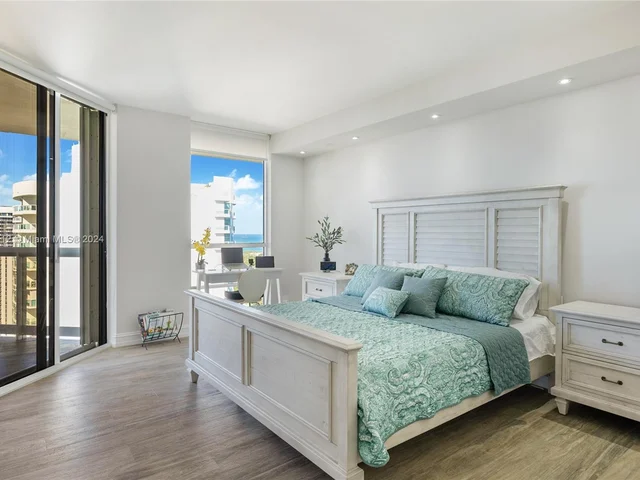 20191 E Country Club Dr # 2704, Aventura FL 33180