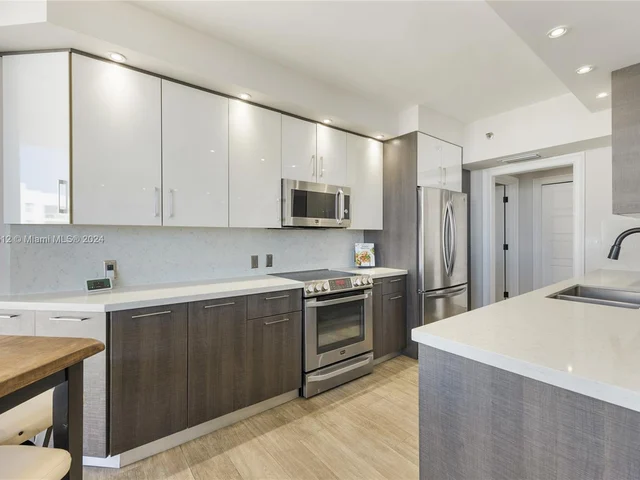 20191 E Country Club Dr # 2704, Aventura FL 33180