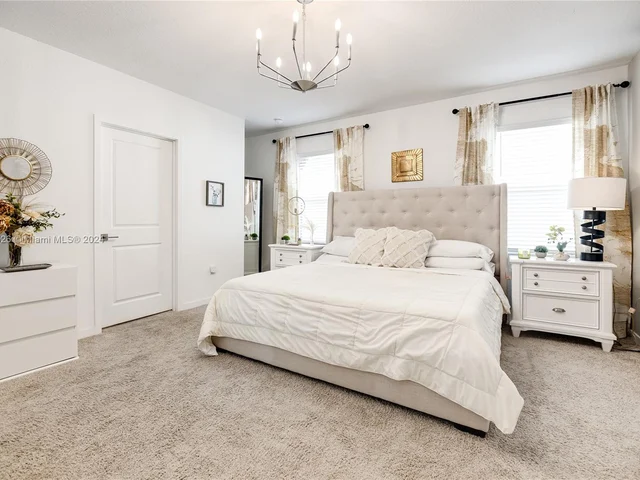 1714 SE 9th Ave, Homestead FL 33034