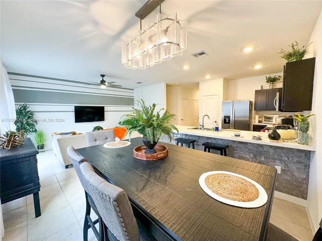 1714 SE 9th Ave, Homestead FL 33034