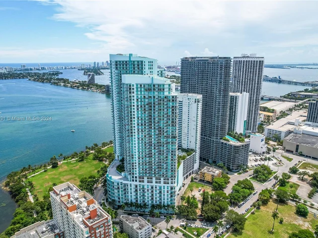 1900 N Bayshore Dr # 1801, Miami FL 33132
