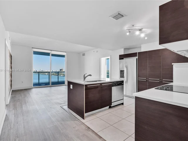 1900 N Bayshore Dr # 1801, Miami FL 33132