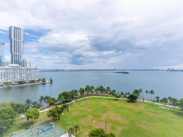 1900 N Bayshore Dr # 1801, Miami FL 33132