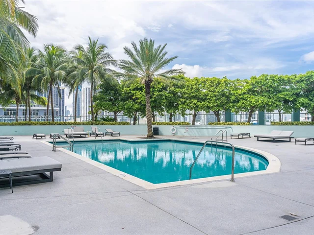 1900 N Bayshore Dr # 1801, Miami FL 33132