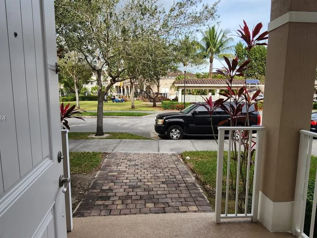 14260 SW 275th St, Homestead FL 33032