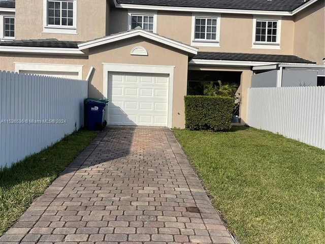 14260 SW 275th St, Homestead FL 33032