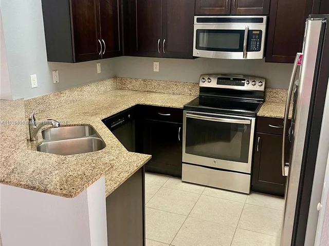 14260 SW 275th St, Homestead FL 33032