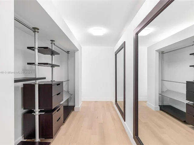 5001 SW 76th St, Miami FL 33143