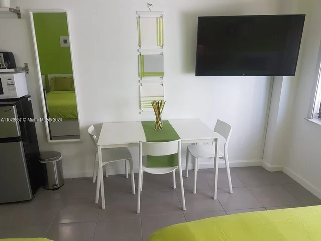 6345 Collins Ave # 30, Miami Beach FL 33141