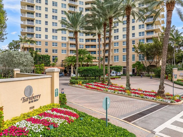 19501 W Country Club Dr # 715, Aventura FL 33180