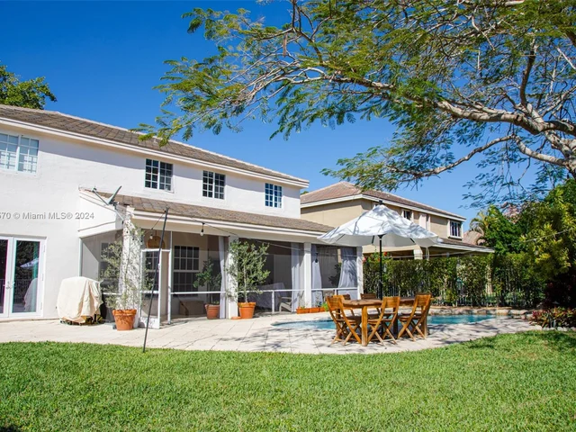 780 Verona Lake Dr # 780, Weston FL 33326