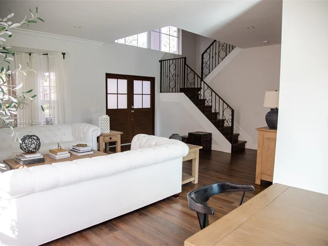 780 Verona Lake Dr # 780, Weston FL 33326