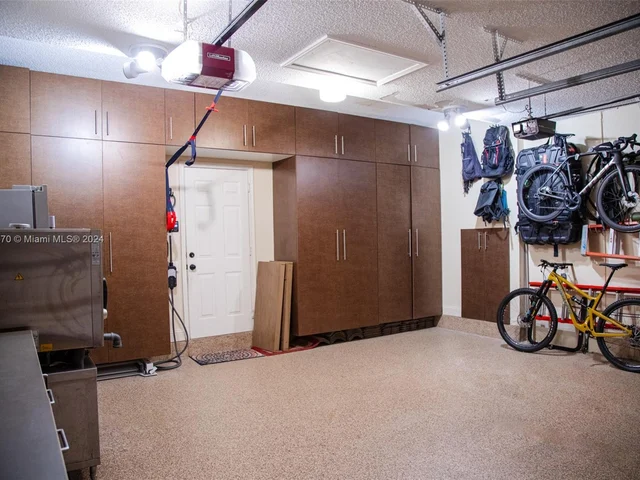 780 Verona Lake Dr # 780, Weston FL 33326