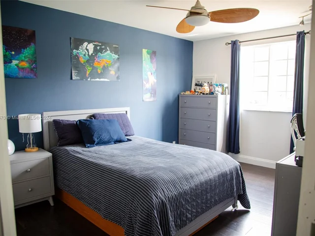 780 Verona Lake Dr # 780, Weston FL 33326