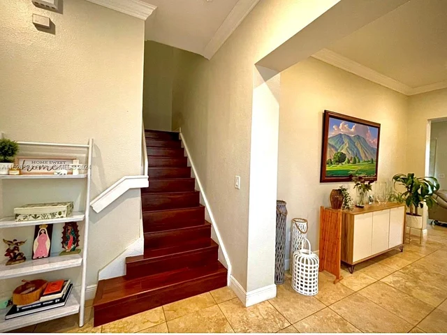 6054 NW 116th Dr, Coral Springs FL 33076