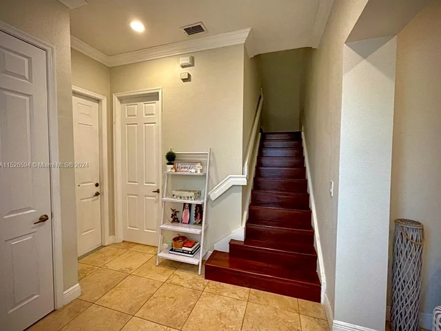 6054 NW 116th Dr, Coral Springs FL 33076