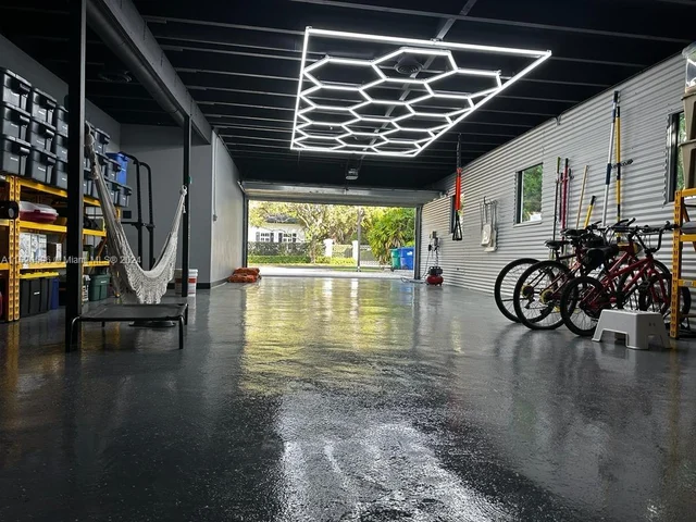 12101 Rock Garden Ln, Pinecrest FL 33156