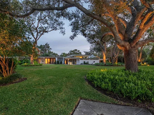 12101 Rock Garden Ln, Pinecrest FL 33156