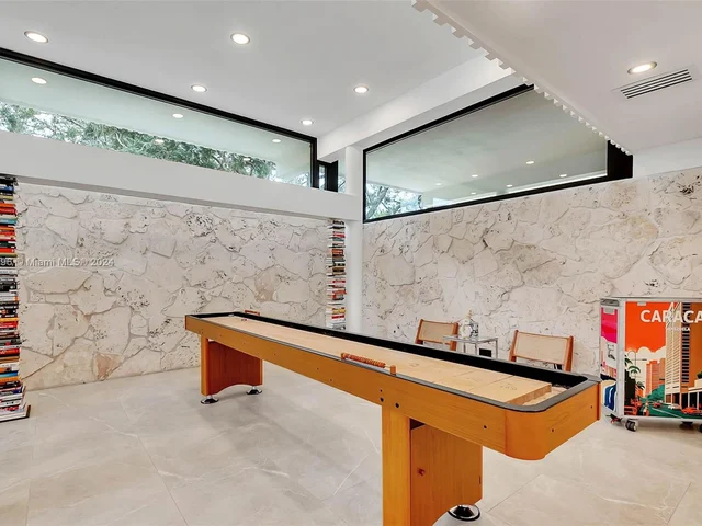 12101 Rock Garden Ln, Pinecrest FL 33156