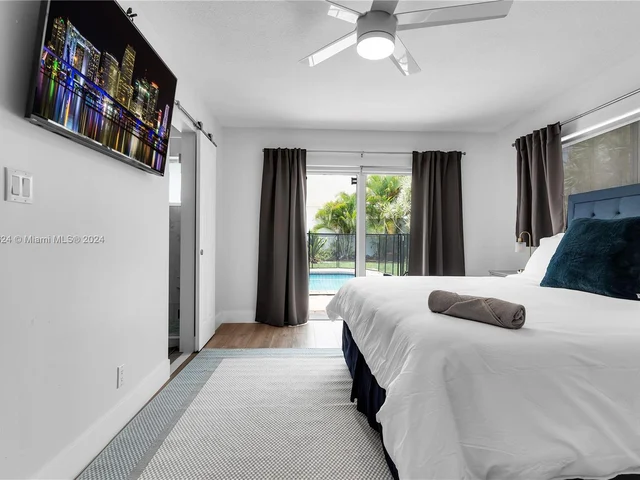 617 NW 30th Ct, Wilton Manors FL 33311