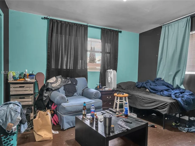 1227 N E St, Lake Worth FL 33460