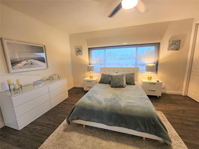 2881 NE 32nd St # 318, Fort Lauderdale FL 33306