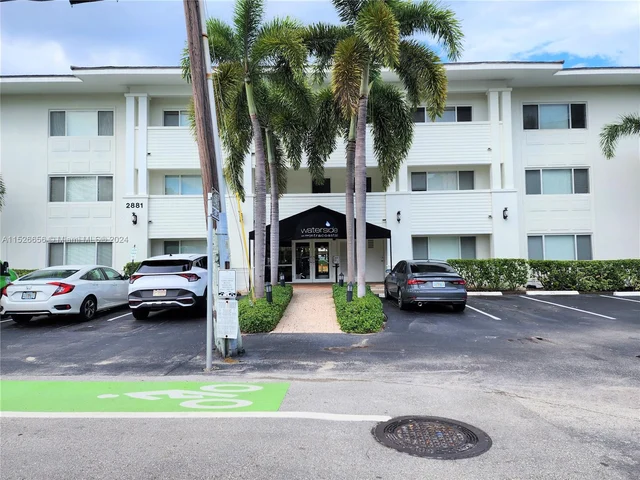 2881 NE 32nd St # 318, Fort Lauderdale FL 33306