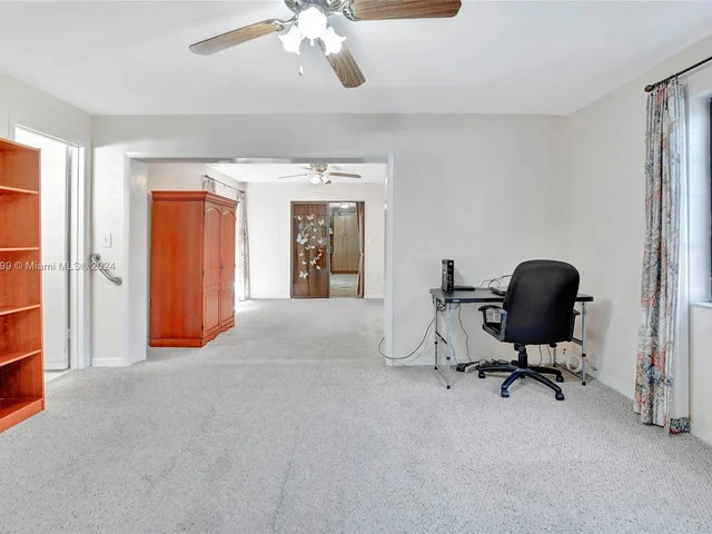 10300 SW 116th Ave, Miami FL 33176