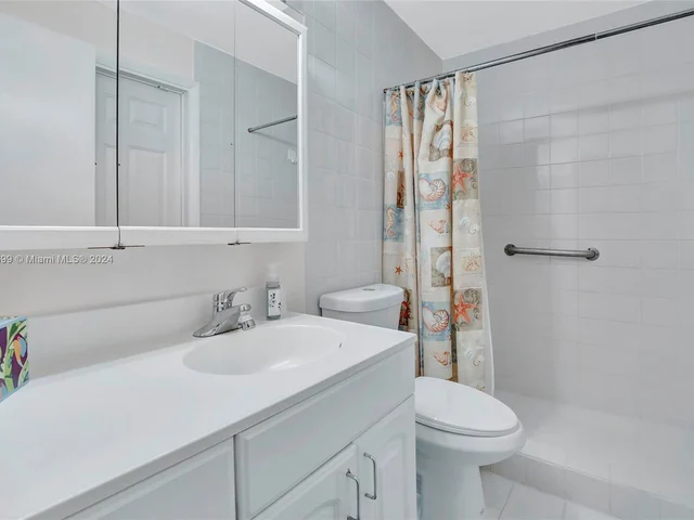 10300 SW 116th Ave, Miami FL 33176