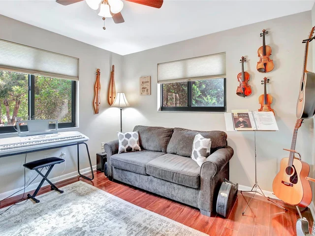 10300 SW 116th Ave, Miami FL 33176